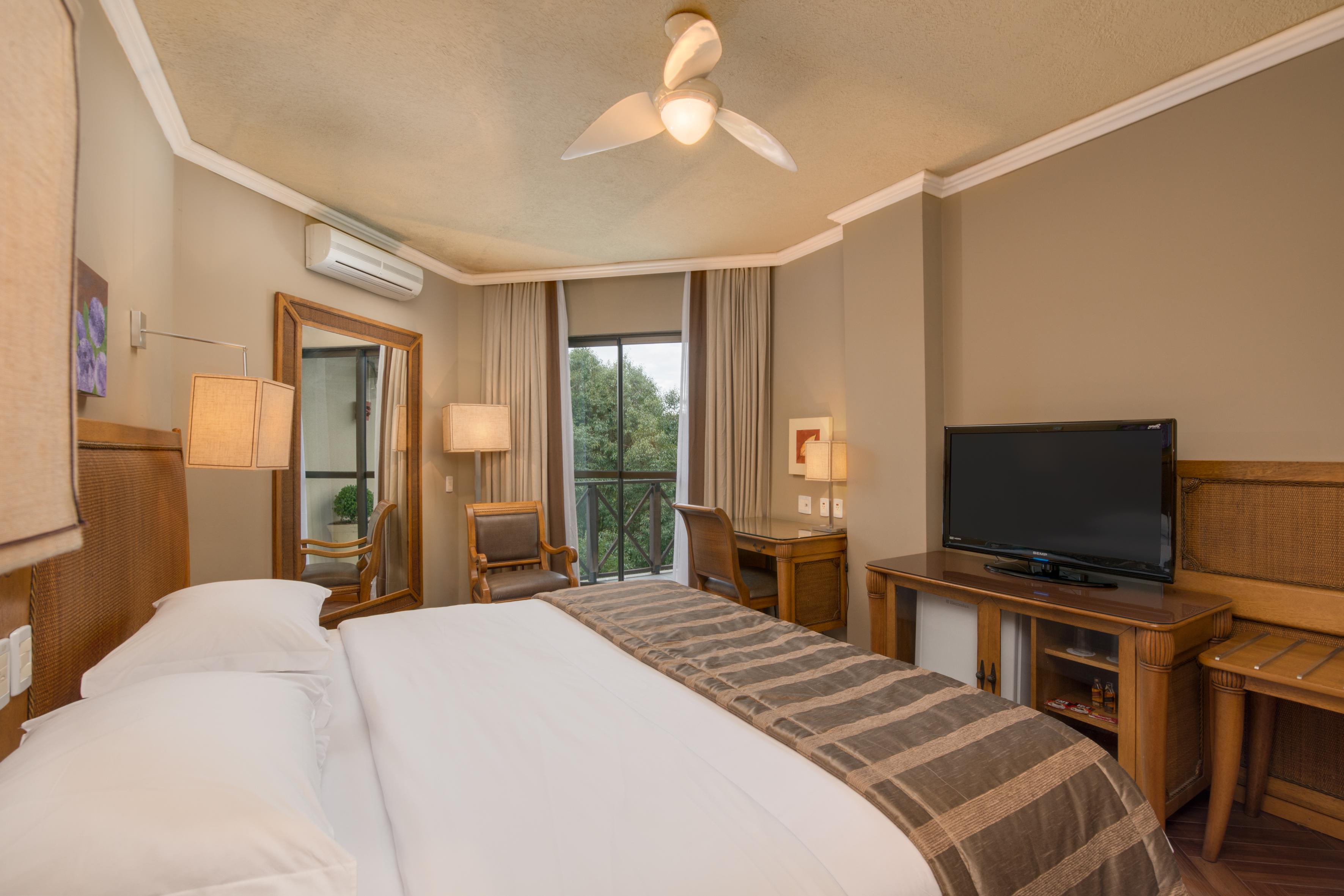 Wish Serrano Resort Грамаду Екстер'єр фото A room at the hotel