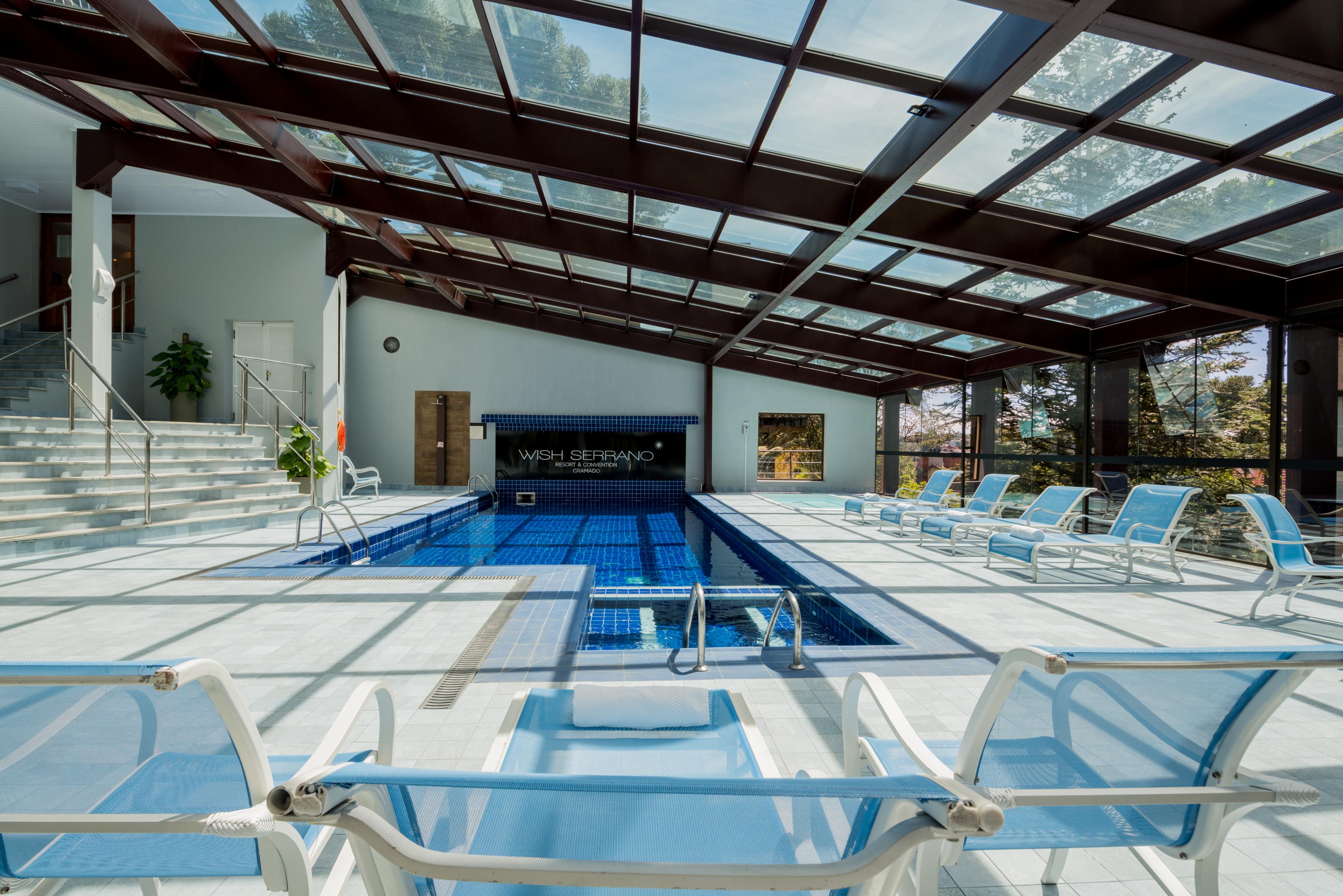 Wish Serrano Resort Грамаду Екстер'єр фото Swimming pool at the hotel